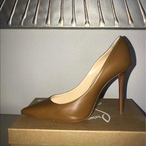 Christian Louboutin - Decoltish 100